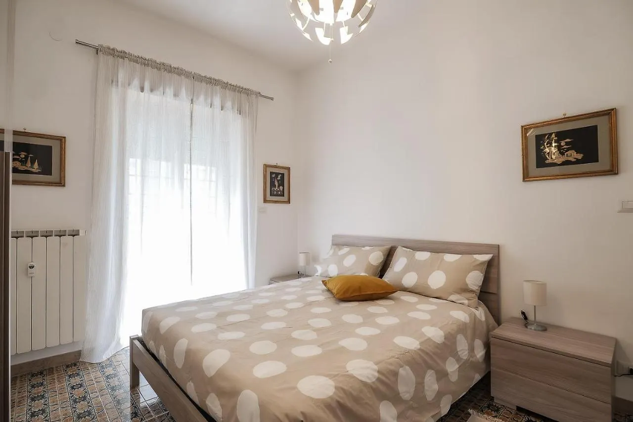 Amber House N.5 - Incantevole Accogliente Luminosa Rome Apartment